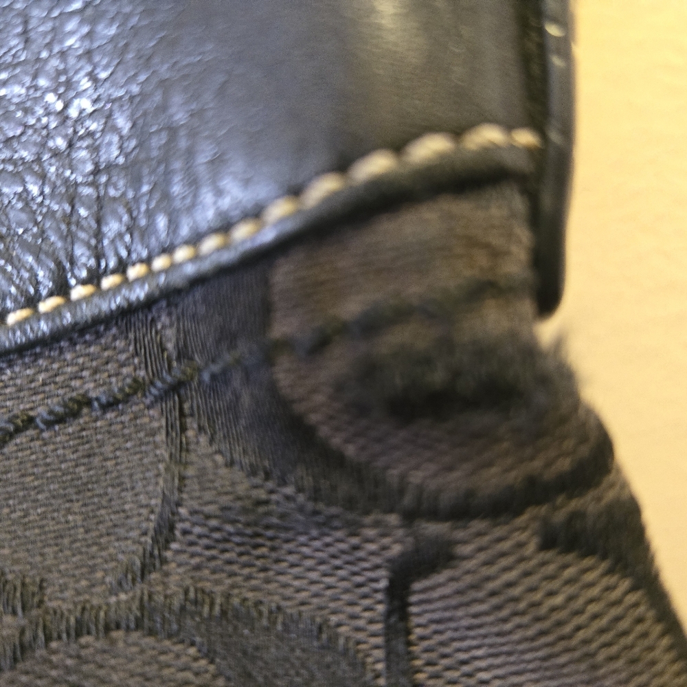 Coach Vintage Black Crossbody Purse - Picture 11 of 14